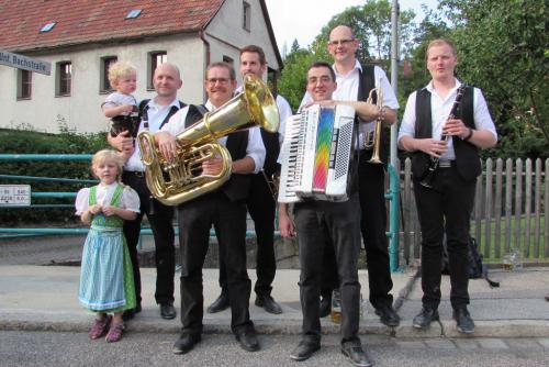 IMG 2967-alfelder-musikanten-kirwa-2015-1024 
